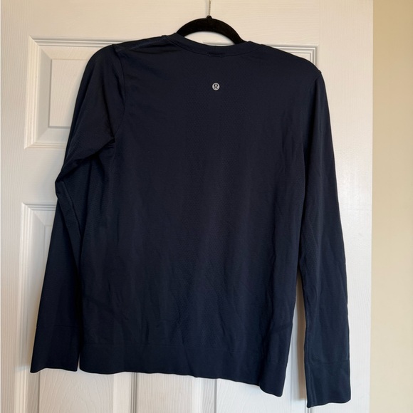 Lululemon Athletica Swiftly Relaxed Long Sleeve Shirt Hip Length True Navy - Picture 4 of 5